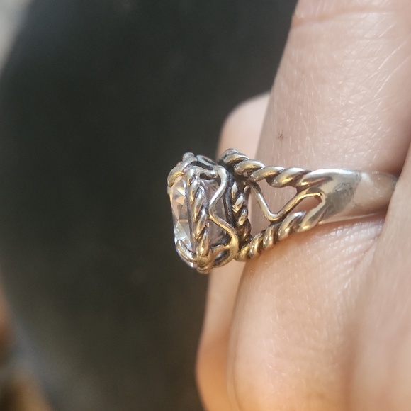 Ring - Picture 2 of 4